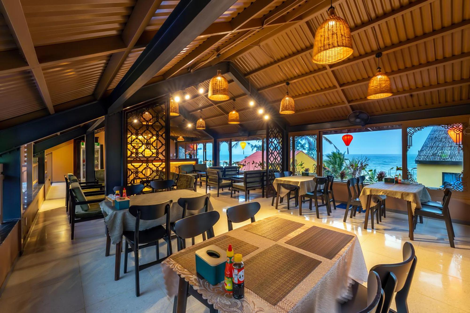 The Linh Seaside Villa Hoi An Eksteriør billede